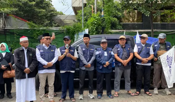 Dewan Dakwah Lepas Konvoi Kemanusiaan untuk Penyintas Banjir dan Longsor Sumatera